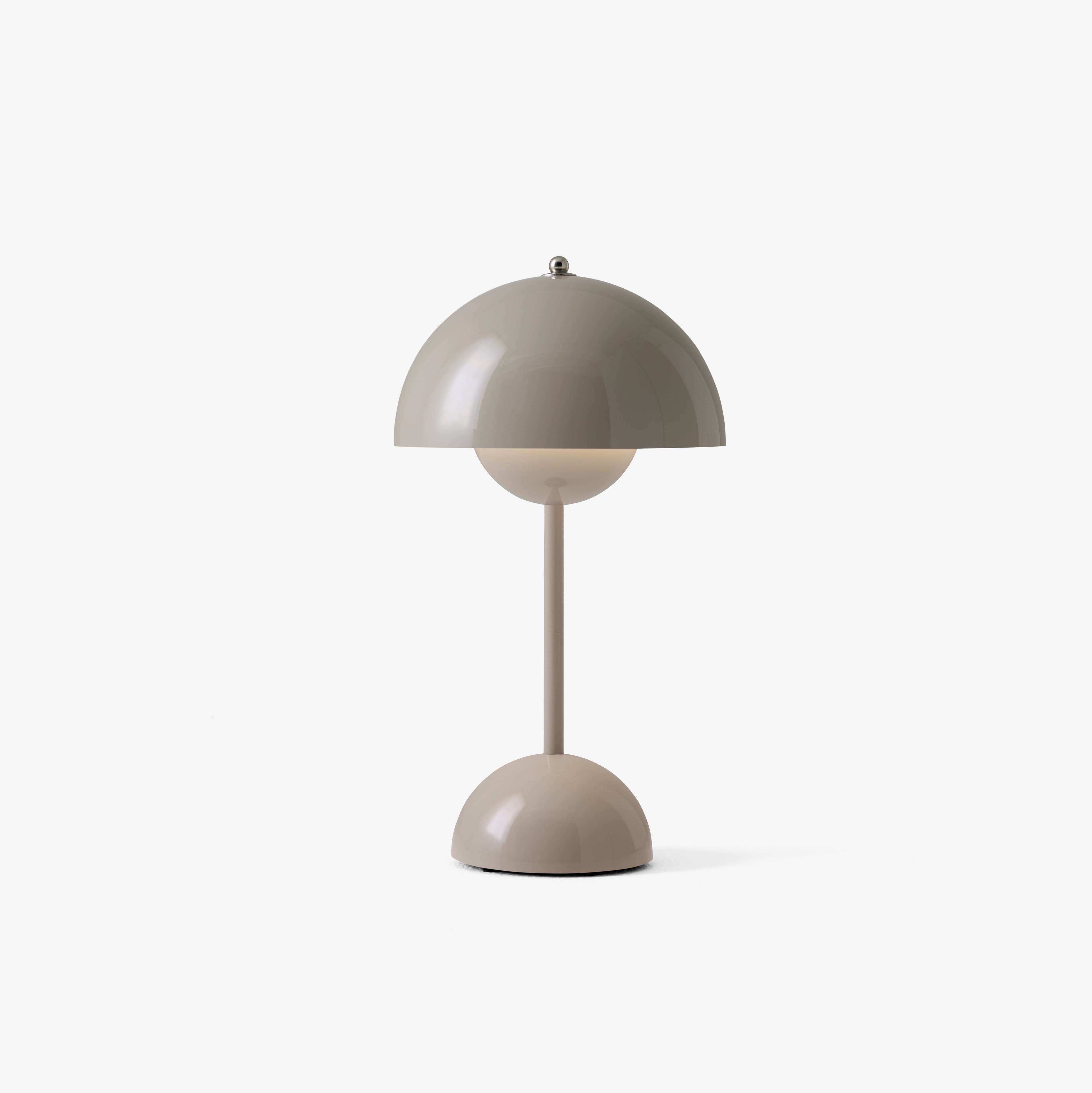 Verner Panton, Flowerpot Portable Lamp VP9 in Grey Beige