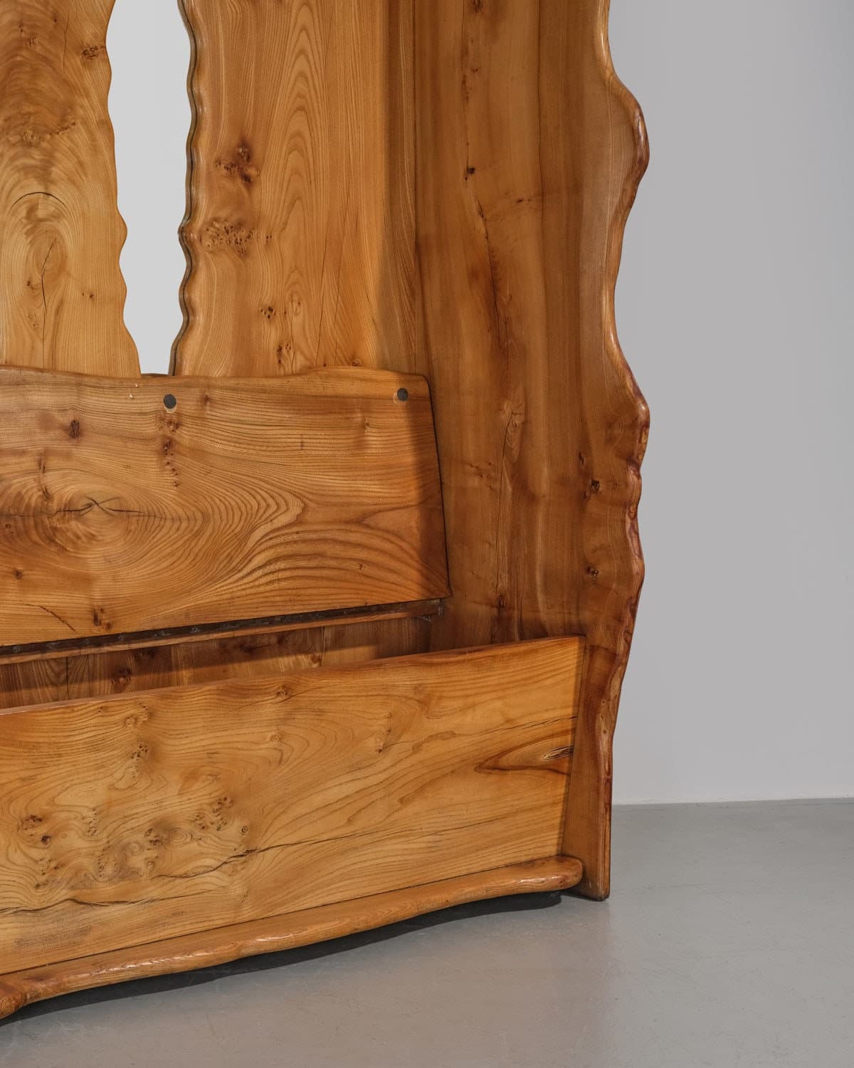 Settle Storage Bench with Mirrors, Shelves and Coat Hooks